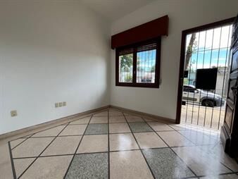 https://web5.gallito.com.uy/apto-en-pb-3d-en-parquee-batlle-en-venta-inmuebles-27484615