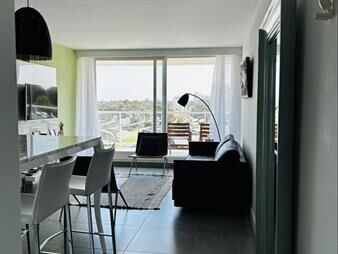 https://www.gallito.com.uy/apartamento-de-2-dormitorios-en-alquiler-anual-yoo-inmuebles-27632184