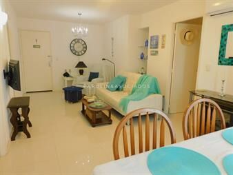 https://web5.gallito.com.uy/apartamento-en-venta-de-2-dormitorios-en-torre-inmuebles-26215648