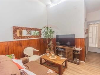 https://web5.gallito.com.uy/venta-casa-ph-al-frente-de-3-dormi-parque-batlle-inmuebles-27441237