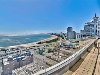 https://web5.gallito.com.uy/apartamento-5-dormitorios-en-venta-playa-mansa-inmuebles-25541547