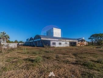 https://www.gallito.com.uy/venta-predio-suburbano-con-deposito-barros-blancos-inmuebles-27564873