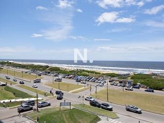 https://www.gallito.com.uy/espectacular-departamento-de-3-suites-en-torre-le-inmuebles-27524220