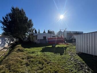 https://www.gallito.com.uy/venta-granja-avicola-mas-campo-3-has-la-floresta-inmuebles-27553408