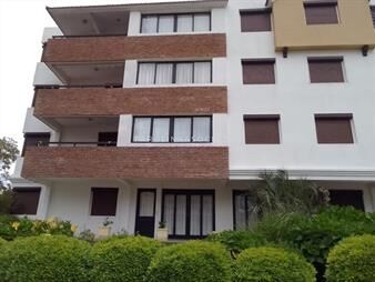 https://web5.gallito.com.uy/apartamento-de-3-dormitorios-en-edificio-joie-de-inmuebles-23502122
