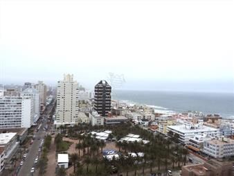 https://web5.gallito.com.uy/espectacular-apto-de-3-dor-mas-dependencia-en-inmuebles-22908363