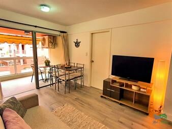 https://web5.gallito.com.uy/en-venta-apartamento-reciclado-1-dormitorio-con-y-inmuebles-27373116