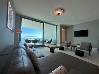https://web5.gallito.com.uy/apto-de-2-y-serv-en-alquiler-de-verano-de-lujo-inmuebles-27548484