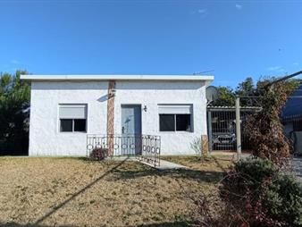 https://www.gallito.com.uy/casa-en-brisas-del-plata-inmuebles-27632013