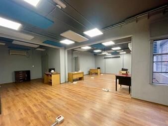 https://web5.gallito.com.uy/venta-gran-local-comercial-y-deposito-en-pocitos-inmuebles-27638727