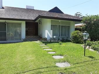 https://web5.gallito.com.uy/chalet-tres-dormitorios-dos-baãos-dormitorio-inmuebles-27301006