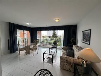https://web5.gallito.com.uy/mansa-para-8-inmuebles-27638793