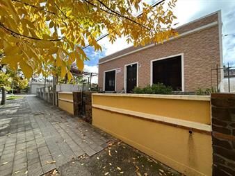 https://web5.gallito.com.uy/venta-casas-grandes-en-pueblo-nuevo-colonia-inmuebles-27346949