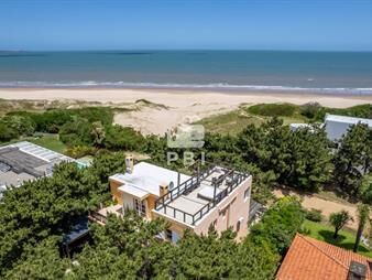https://web5.gallito.com.uy/alquiler-temporario-de-casa-4-dormitorios-en-tio-tom-punta-inmuebles-27639006