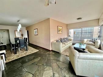 https://web5.gallito.com.uy/apto-2-dormitorios-en-venta-peninsula-con-garaje-inmuebles-27639081