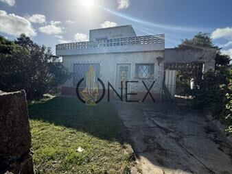 https://web5.gallito.com.uy/se-alquila-casa-de-3-dormitorios-en-parque-del-inmuebles-27625209