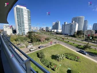 https://web5.gallito.com.uy/venta-apartamento-2-dormitorios-edificio-inmuebles-27091662