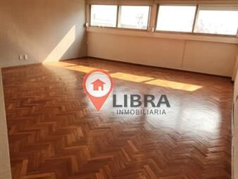 https://web5.gallito.com.uy/hermoso-monoambiente-con-cocina-y-garaje-inmuebles-27639232