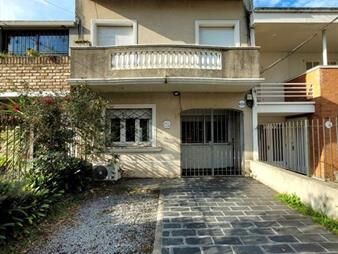 https://web5.gallito.com.uy/venta-casa-malvin-3-dorm-suite-y-cochera-x-2-inmuebles-27632620