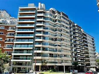 https://www.gallito.com.uy/venta-de-apartamento-de-3-dormitorios-y-servicio-en-villa-bi-inmuebles-27489533