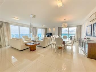https://www.gallito.com.uy/apartamento-de-3-suites-mas-dependencia-en-mansa-inmuebles-25116956