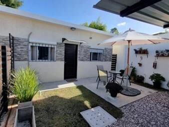 https://www.gallito.com.uy/venta-de-casa-en-condominio-de-2-en-lomas-de-sur-inmuebles-27190126