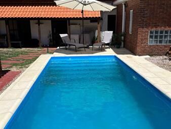 https://web5.gallito.com.uy/alquiler-de-temporada-casa-con-piscina-inmuebles-27642453