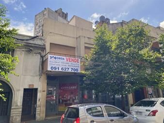 https://www.gallito.com.uy/edificio-ex-hotel-en-cordon-proximo-a-tres-cruces-inmuebles-27642471