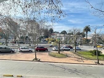 https://web5.gallito.com.uy/parodi-alquiler-casa-para-empresa-parque-rodo-inmuebles-27581372