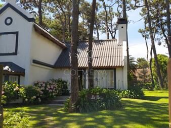 https://web5.gallito.com.uy/muy-linda-casa-en-parada-4-de-la-brava-aidy-inmuebles-24471220