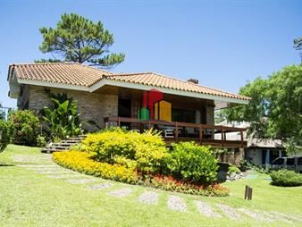 https://web5.gallito.com.uy/hermosa-casa-en-venta-a-pocos-metros-del-mar-inmuebles-27442250