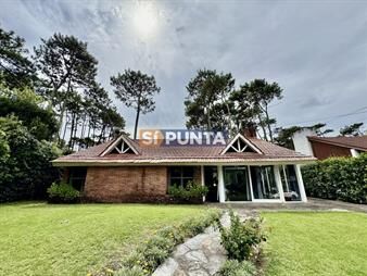 https://www.gallito.com.uy/chalet-de-3-dormitorios-en-venta-en-san-rafael-inmuebles-27642843