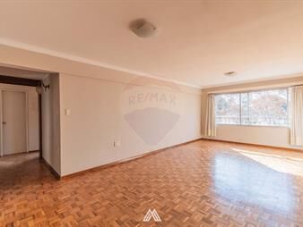 https://web5.gallito.com.uy/venta-apto-3-dormitorios-con-garaje-en-pocitos-inmuebles-27632569