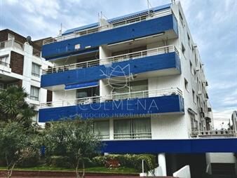 https://web5.gallito.com.uy/4-dormitorios-estufa-a-leña-ascensor-garaje-y-inmuebles-23996409
