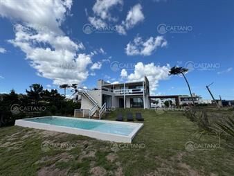https://web5.gallito.com.uy/venta-casa-3-dormitorios-chihuahua-punta-inmuebles-25975536