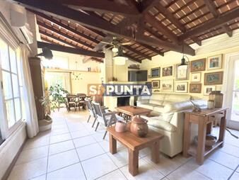 https://www.gallito.com.uy/casa-4-dormitorios-en-alquiler-anual-zona-inmuebles-27608026