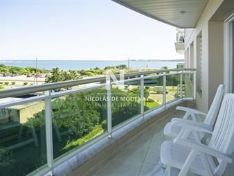 https://web5.gallito.com.uy/departamento-de-3-dormitorios-en-punta-del-este-inmuebles-25034583