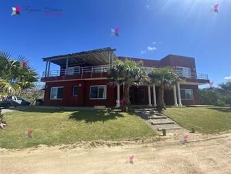 https://www.gallito.com.uy/casa-en-venta-punta-piedras-inmuebles-27092459
