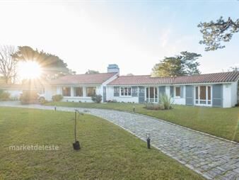https://web5.gallito.com.uy/magnãfica-y-reciclada-barrio-golf-inmuebles-26059076