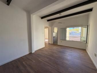 https://www.gallito.com.uy/venta-de-apartamento-de-2-dormitorios-con-renta-tres-cruces-inmuebles-27642052