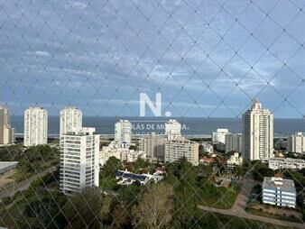 https://web5.gallito.com.uy/apartamento-de-2-dormitorios-en-roosevelt-punta-inmuebles-24992160