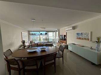 https://web5.gallito.com.uy/apartamento-3-dormitorios-en-suite-brava-inmuebles-26204663