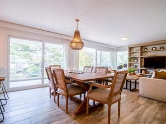 https://www.gallito.com.uy/venta-de-penthouse-duplex-en-edificio-de-alta-a-inmuebles-26177590