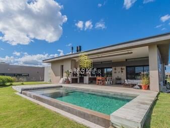 https://www.gallito.com.uy/venta-casa-3-dormitorios-viã±edos-de-la-tahona-inmuebles-24606125