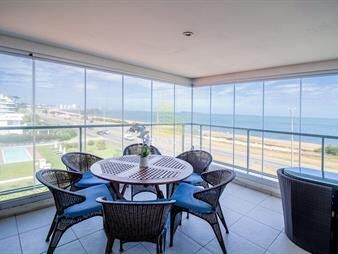 https://web5.gallito.com.uy/venta-o-alquiler-de-penthouse-en-primera-linea-en-inmuebles-26246130