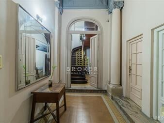 https://web5.gallito.com.uy/venta-de-casa-de-altos-en-el-centro-3-dormitorios-inmuebles-27573315