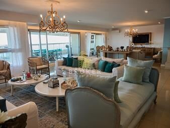 https://web5.gallito.com.uy/venta-apartamento-4-suites-en-playa-brava-en-de-inmuebles-25752770