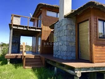 https://web5.gallito.com.uy/casa-de-dos-dormitorios-en-jose-ignacio-santa-inmuebles-26056210