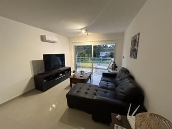 https://web5.gallito.com.uy/oportunidad-penthouse-de-200m2-con-terraza-y-en-inmuebles-26882135