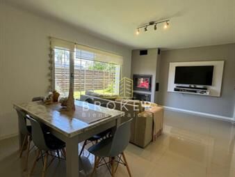 https://web5.gallito.com.uy/casa-en-alquiler-temporal-de-verano-a-3-cuadras-4-inmuebles-26082334
